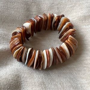 Vintage Polished Shell Stretch Bracelet